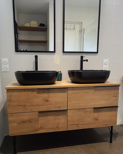 Renovation salle de bain douche loft industriel noir bois vasque apres par bainiste S2ED Poitiers 86