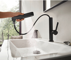 mitigeur flexible Hansgrohe contemporain design noir