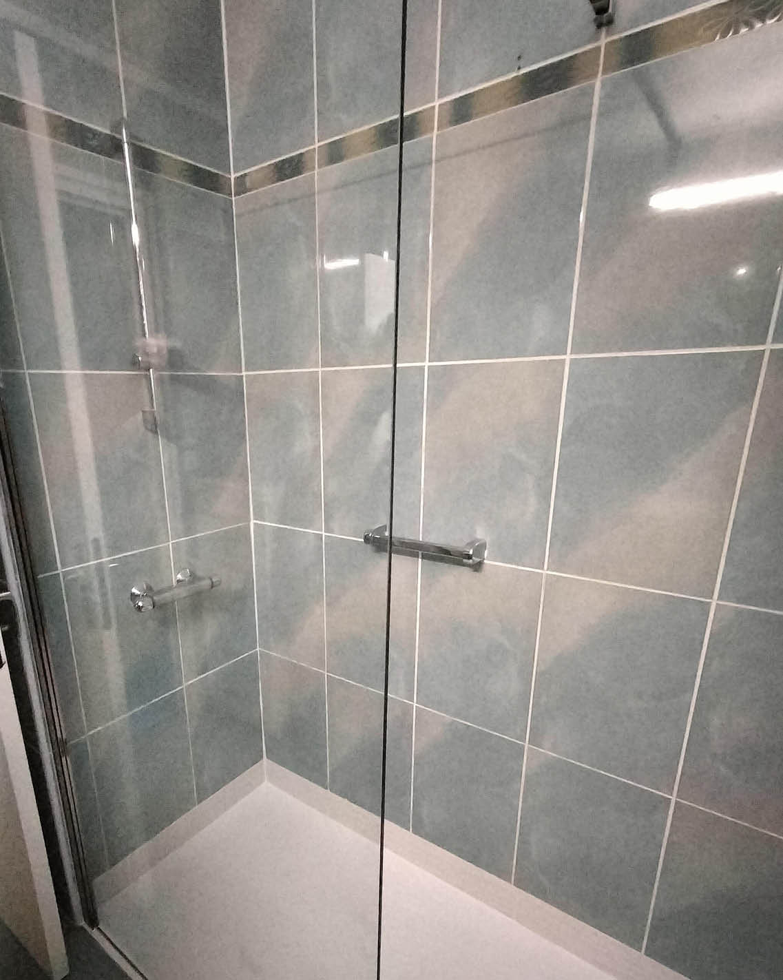 Projet rénovation salle de bain douche Après 1