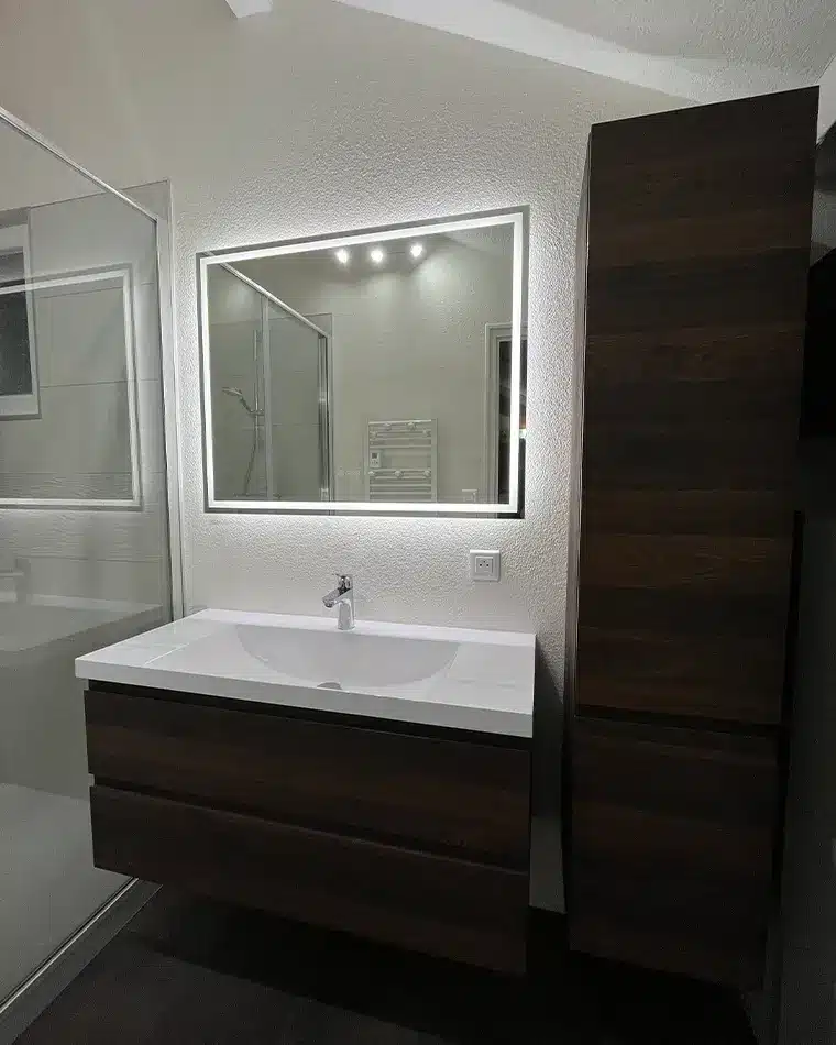 projet-renovation-salle-de-bains-douche-myotte-apres Rénovation complète d'une salle de bains par Myotte dans le Doubs (25), photo après