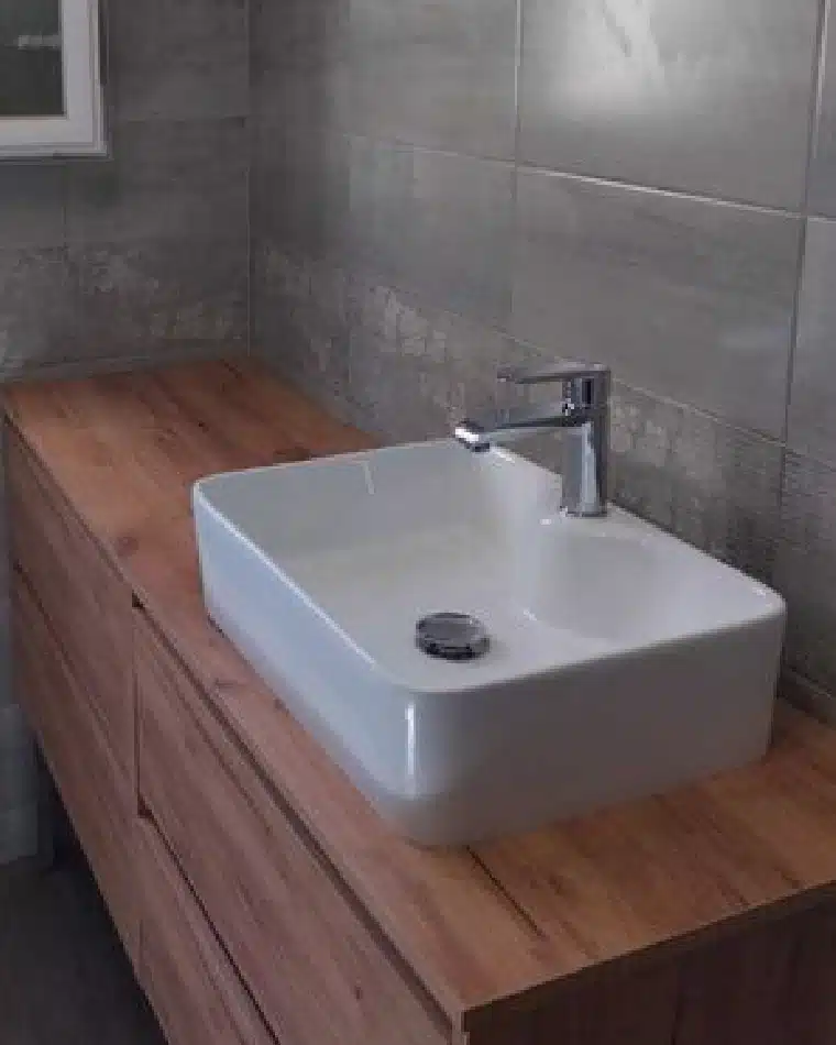 projet-renovation-salle-bains-douche-DUPRE-APRES renovation salle bain mobilier miroir meuble rangement