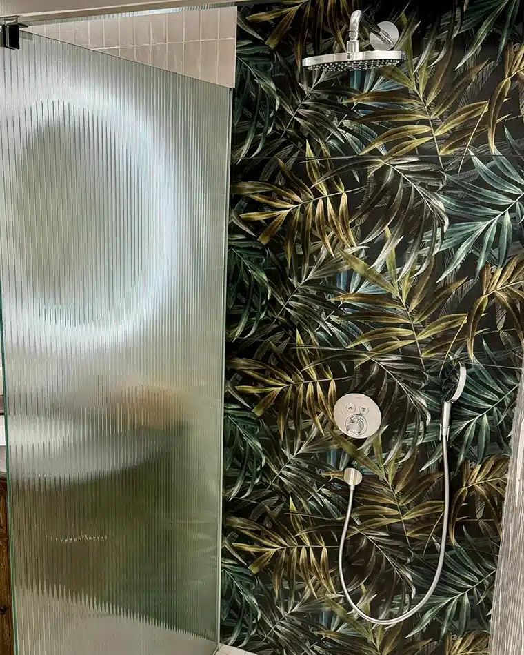 renovation salle bain miroir LED