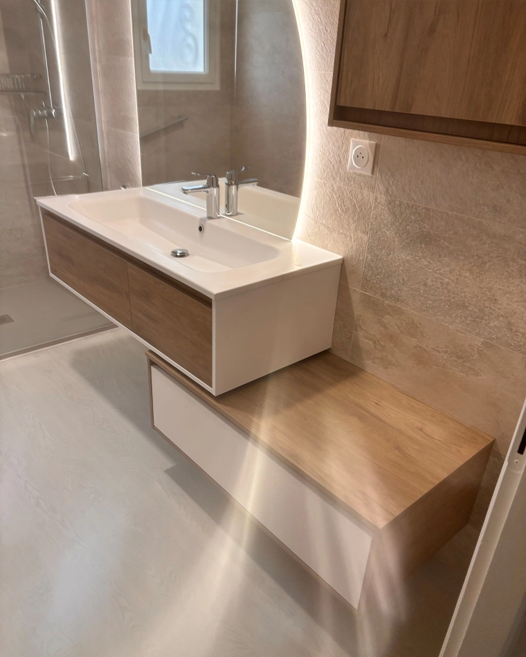 renovation salle bain miroir LED