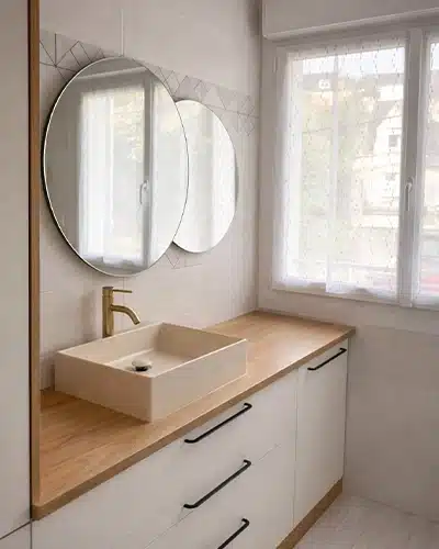 Rénovation complète d'une salle de bains par Myotte dans le Doubs (25), image 3D