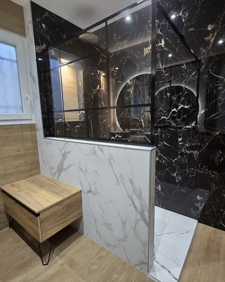 projet-renovation-salle-bains-douche-S2ED-APRES salle de bains chic et contemporaine par S2ED sur Poitiers (86), photo après