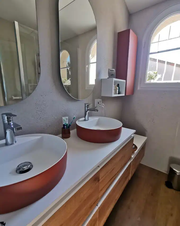 projet-renovation-salle-bains-douche-S2ED-APRES salle de bains chic et contemporaine par S2ED sur Poitiers (86), photo après